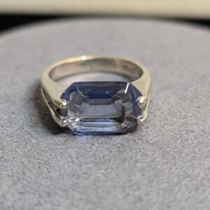 VTG 18 KGE Electroplate East to West Purple Glass Stone Solitaire Ring Size 7.75